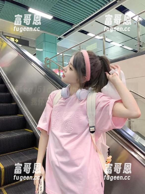 51cg1.comapp里的瓜多得让我怀疑人生，吐槽不停歇！