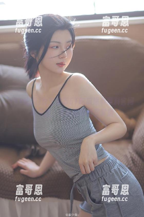女生推荐51吃瓜爆料黑料官网苹果版，精彩爆料尽在掌握