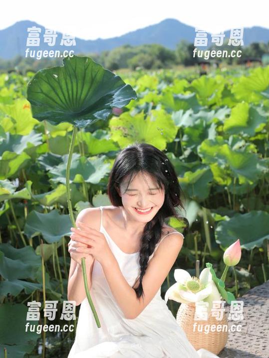 cgw51吃瓜最新消息新鲜发布，精彩爆料不断，快来收藏吧！