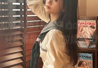 51吃瓜中心app合少女心，轻松捕捉最新鲜的娱乐瓜料