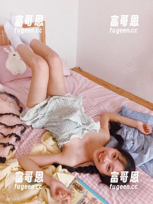 少女倾情分享51热门黑料吃瓜爆料门事件传送门更新，爆料内容超精彩