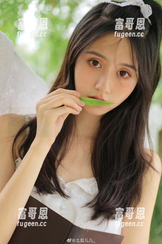 如何收藏52吃瓜网址线路资源快速获取热点