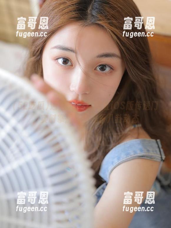 通过52吃瓜网址iOS版传送门，实时掌握最新娱乐八卦动态