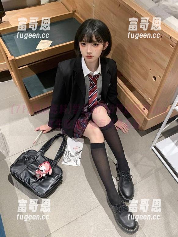 学会用718黑瓜吃料app，女生吃瓜也能有料又有趣