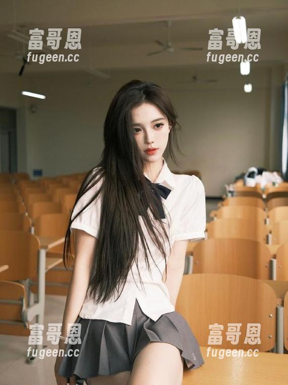 精致女孩必收藏！91i吃瓜中心最新瓜链接实时放送