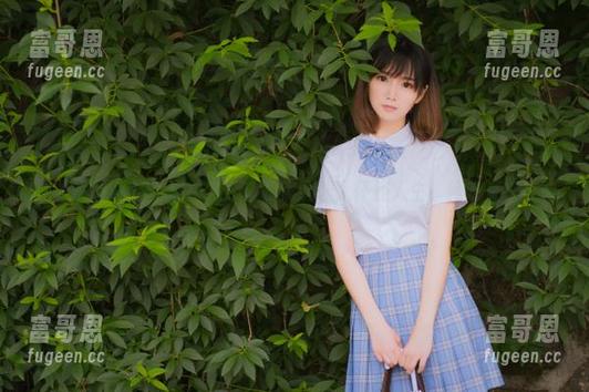 91黑料网分享的黑料让人怀疑人生，网友直呼太毒