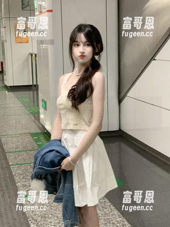 快来www.51cg00.com观看，和萌萌哒小伙伴一起快乐吃瓜！