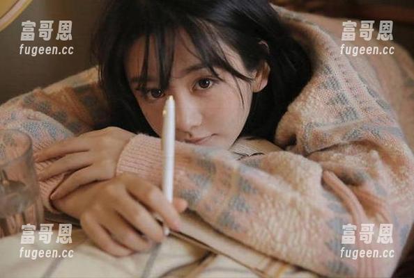 想第一时间吃瓜看热搜？试试这款app——https冫丿丿zztt15.com丿带你飞