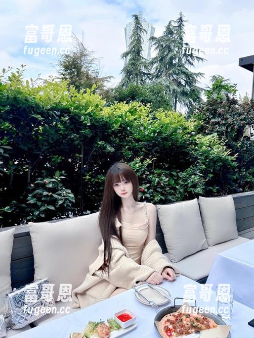 吃瓜头条苹果版，女生必备的实时娱乐神器