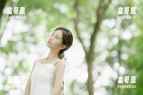 吃瓜网下载超方便，妹子每天第一时间发布八卦消息