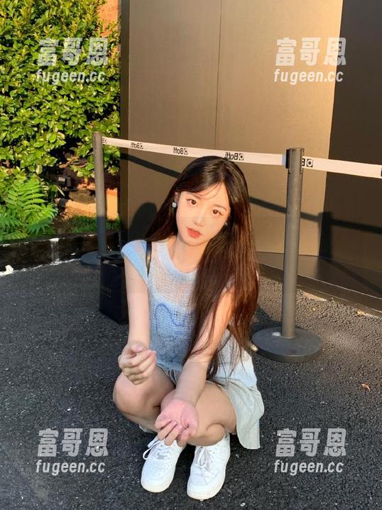 吃瓜网app苹果版上线，收藏全网最热瓜内容，女生必看！