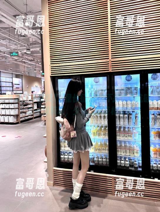 万里长征-黑料不打烊导航链接一键获取，少女带你轻松吃瓜