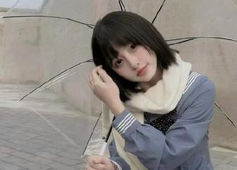 想要追热点？快下载黑料吃瓜App苹果版，少女必备哦