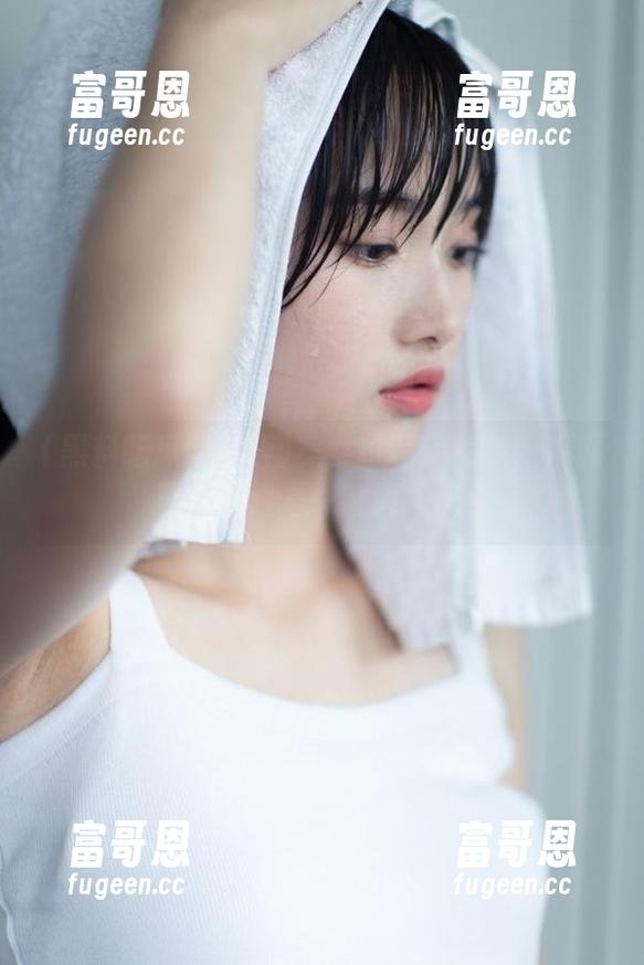 美女推荐：黑料吃瓜网页版下载，一键追踪热点