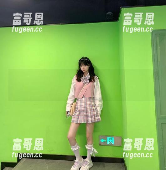 点击黑料正能量tttzzz入口，开启吃瓜传送门新体验