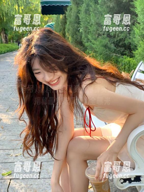 黑料网热门资源网页实时更新，揭秘最火吃瓜新闻全曝光